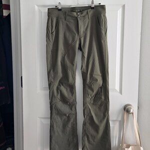 Prana - Natural Green Active Pants Size 4 Regular